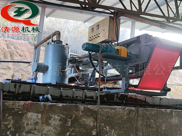 真空帶式過濾機安裝.jpg